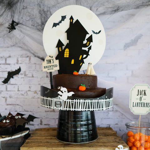 Halloween & Haunted House Spooky House and Moon Cake Topper and Spooky Fence Decoration