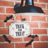 HALLOWEEN TRICK OR TREAT DOOR SIGN | HALLOWEEN OUT OF CANDY SIGN